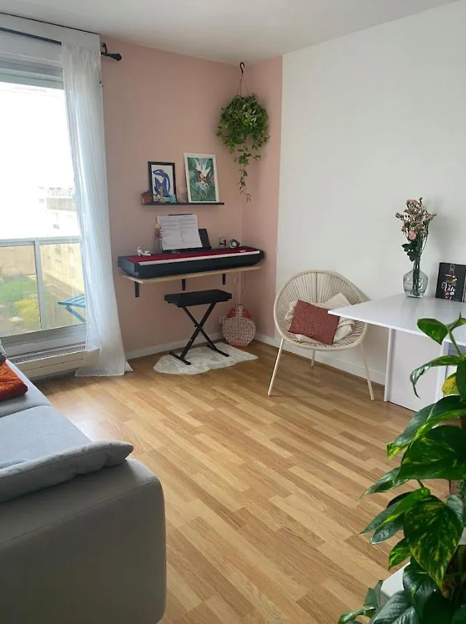 Apartment Studio Neuf Cozy Avec Balcon, 11E Arr Voltaire, Proche Bastille Paris France
